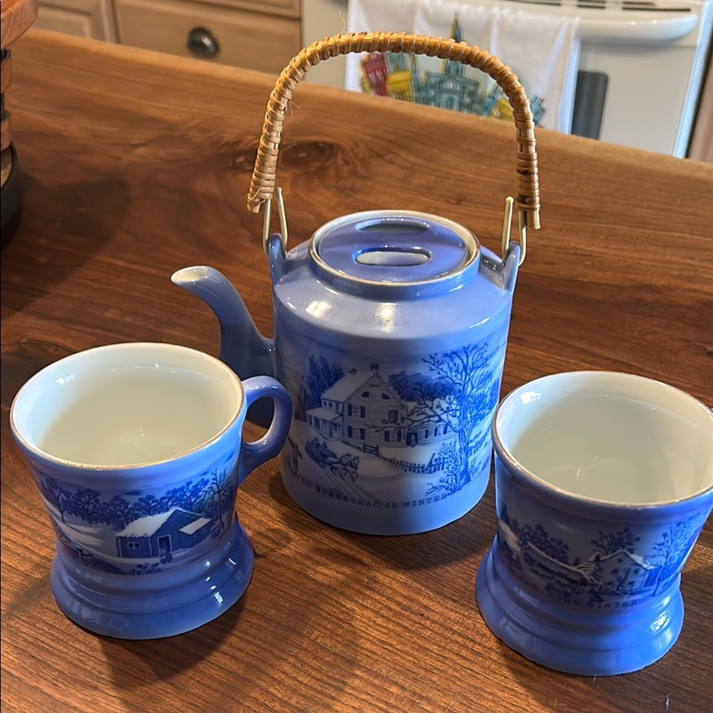 Currier and Ives Tea pot and two tea cups